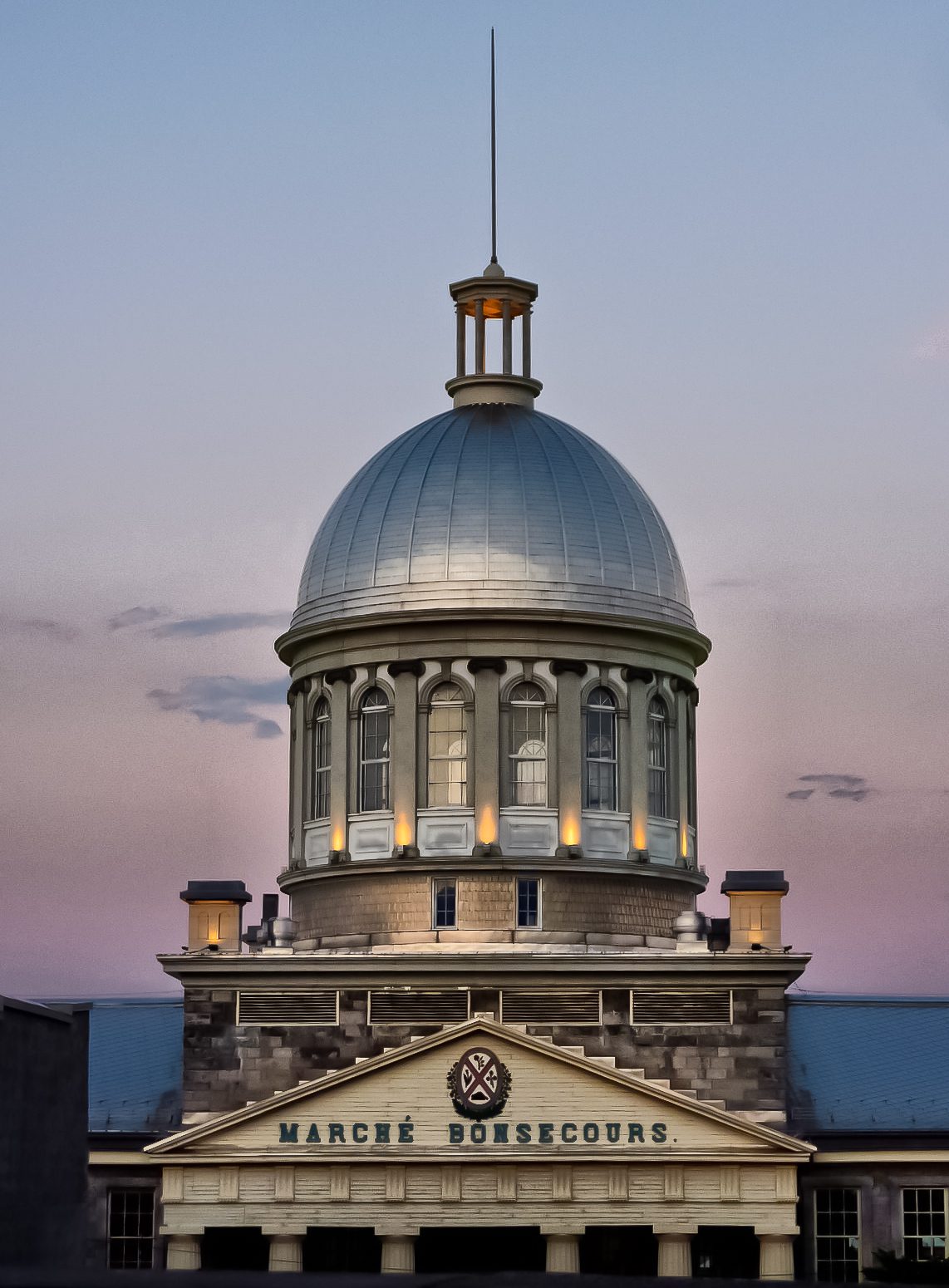 Le_dôme_du_Marché_Bonsecours